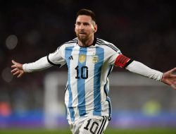 Lionel Messi Cetak Gol Indah Lewat Free-Kick di Kualifikasi Amerika Selatan